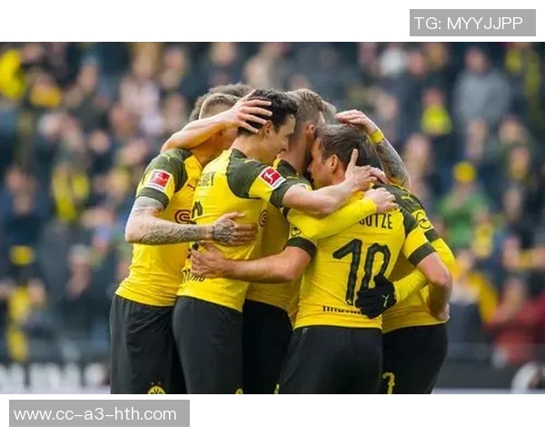 多特蒙德半场领先弗赖堡本塞拜尼进球丘库埃梅卡射门中柱